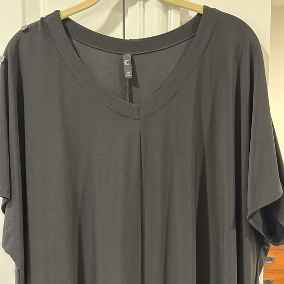 Black tunic top - Picture 2 of 4